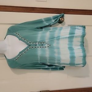 Bandolino embellished tunic top. Sz L
